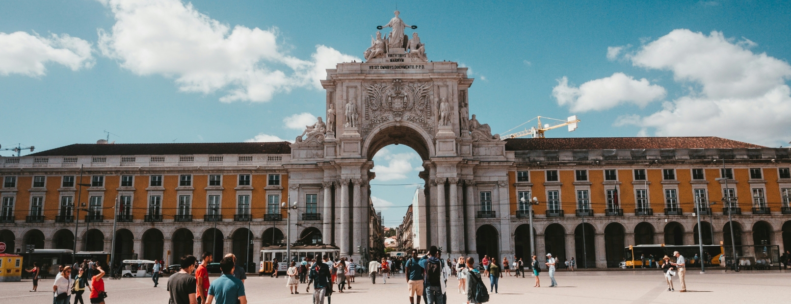 Lisbon claudio schwarz K3XGEoZgA0s unsplash